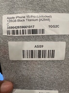 Apple iPhone 15 pro unlocked 128 gb Black Titanium- 100%